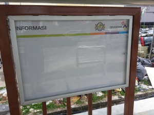 Bus information sign
